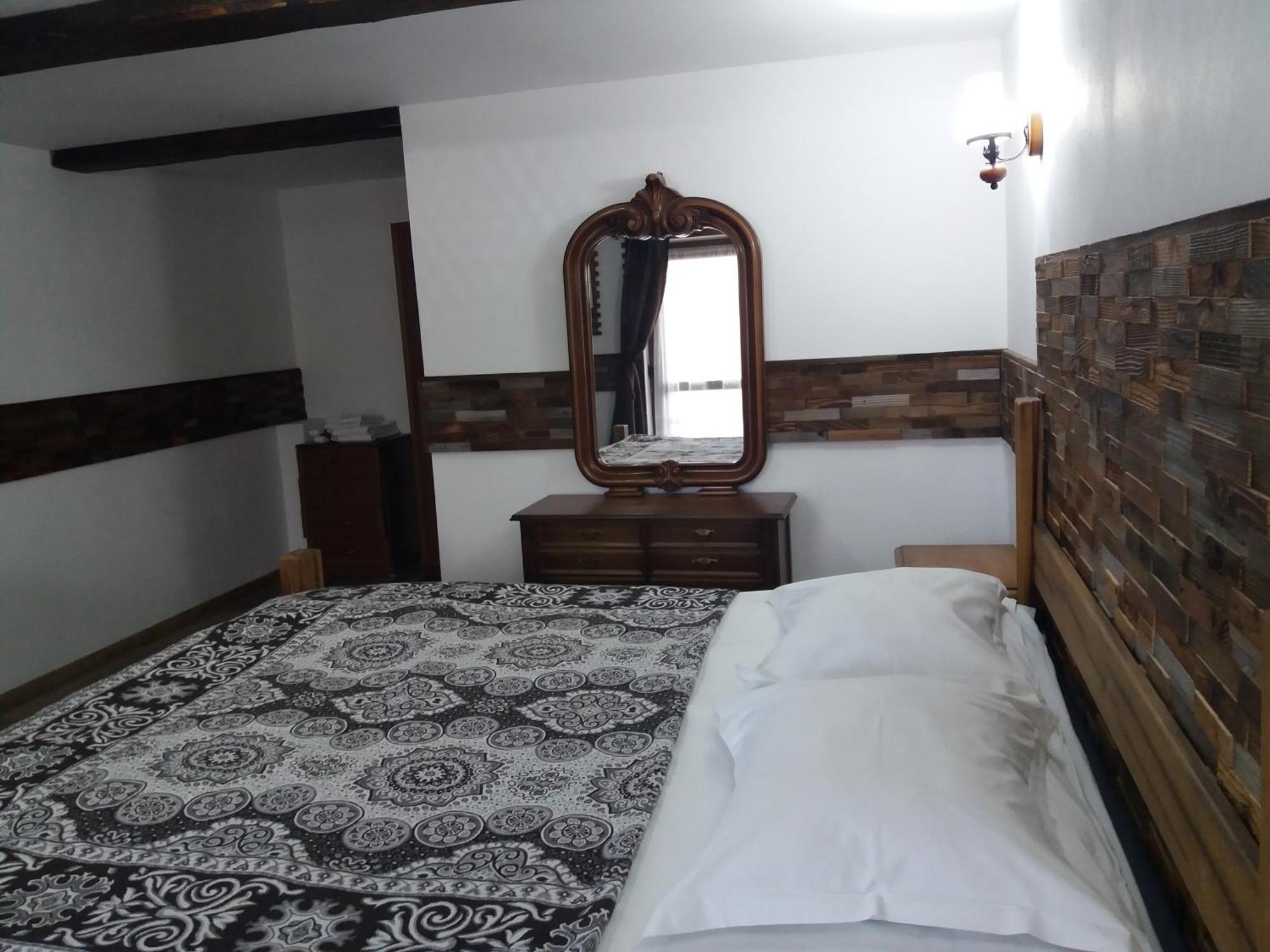 Pensiunea Alunis Hotell Sadova  Rom bilde